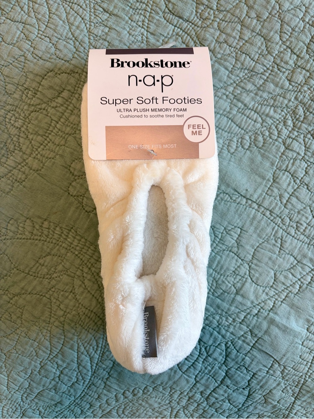 Brookstone N•A•P Super Soft Footies in Cream